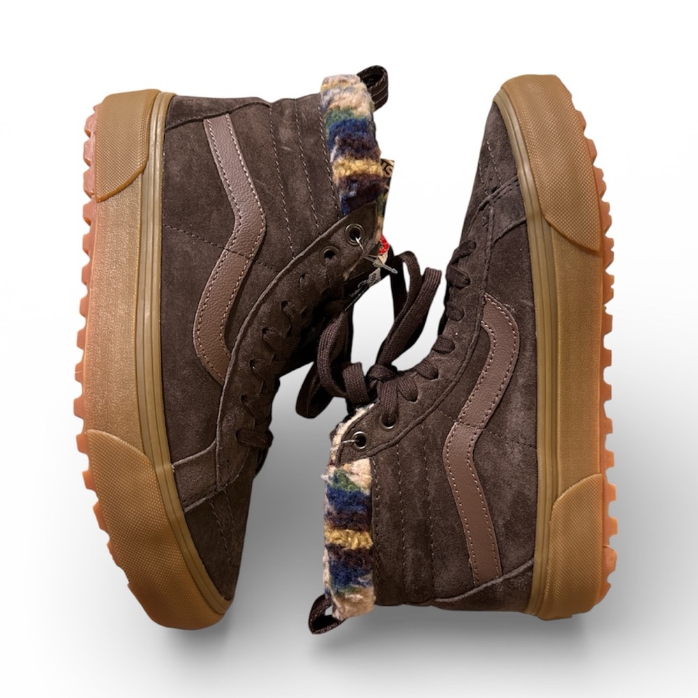 VANS | MTE Sk8-Hi Leather Suede Water Resistant Traction High Top Sneakers - Picture 2 of 7